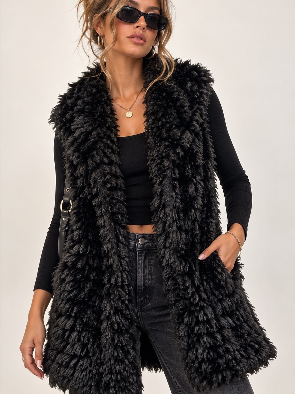Live a Little Black Faux Fur Vest shaggy long BoHo Indie Sleaze size XL Y2K